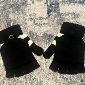 Black and White Fingerless Gloves/ mittens - NEW